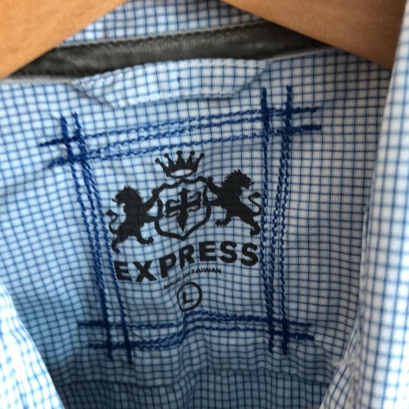 Men’s Express button down - Picture 2 of 3